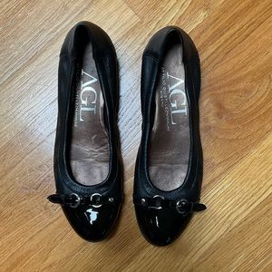 AGL Monika Cup Toe Ballet Flat, black combo leather